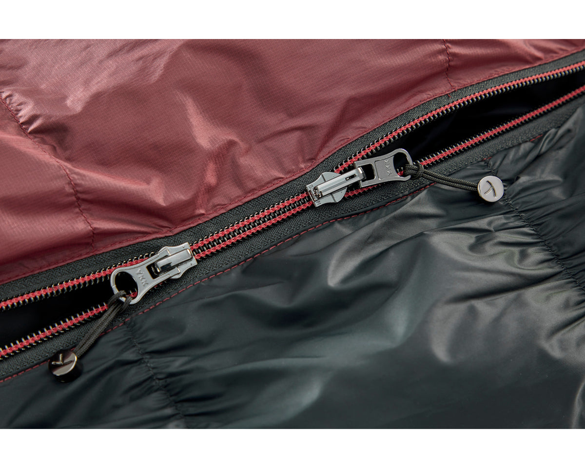Voyage 300 Sleeping Bag - Left Zip | Ribbon Red