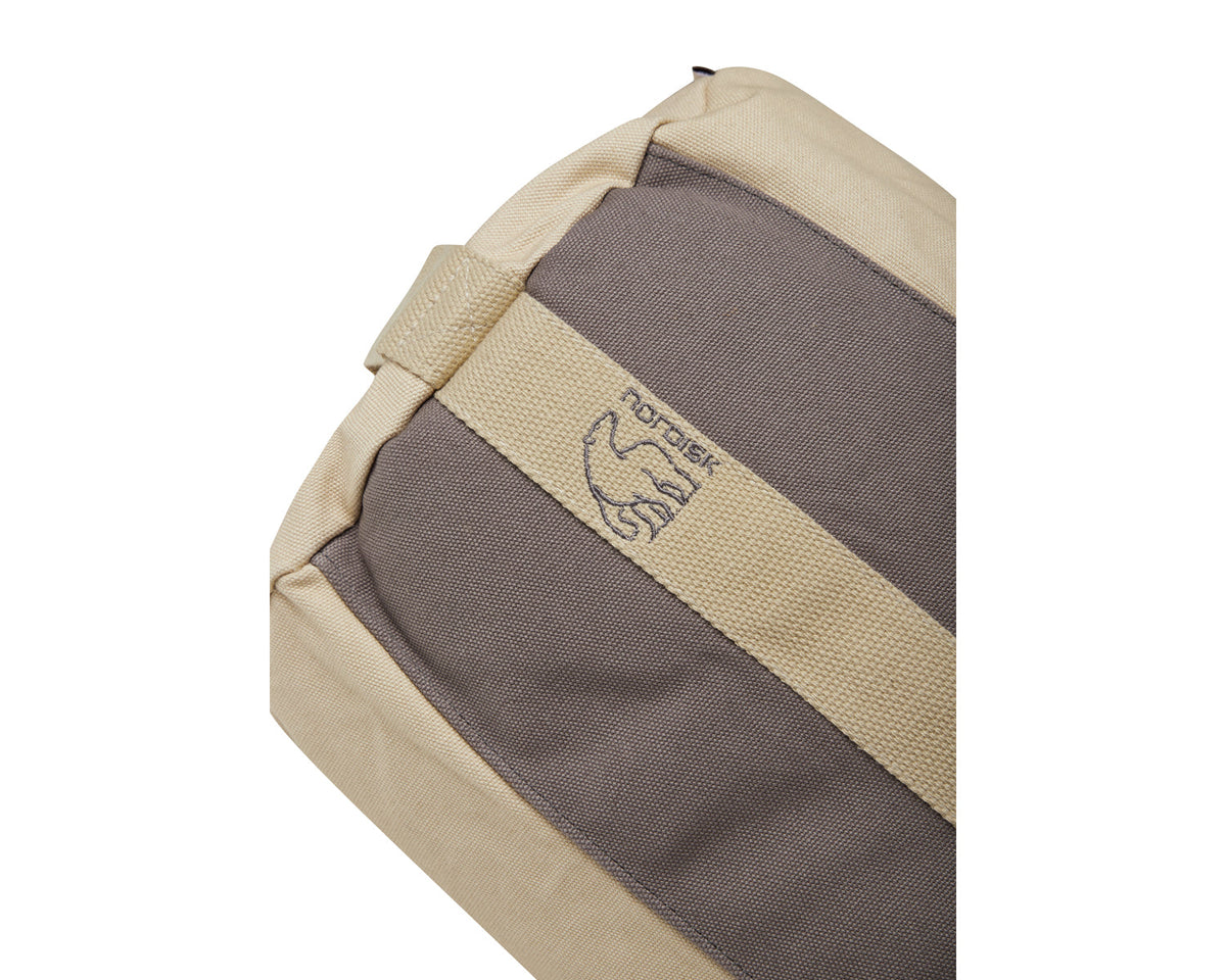 Karlstad 27 Duffel - 27 L | Mojave Desert