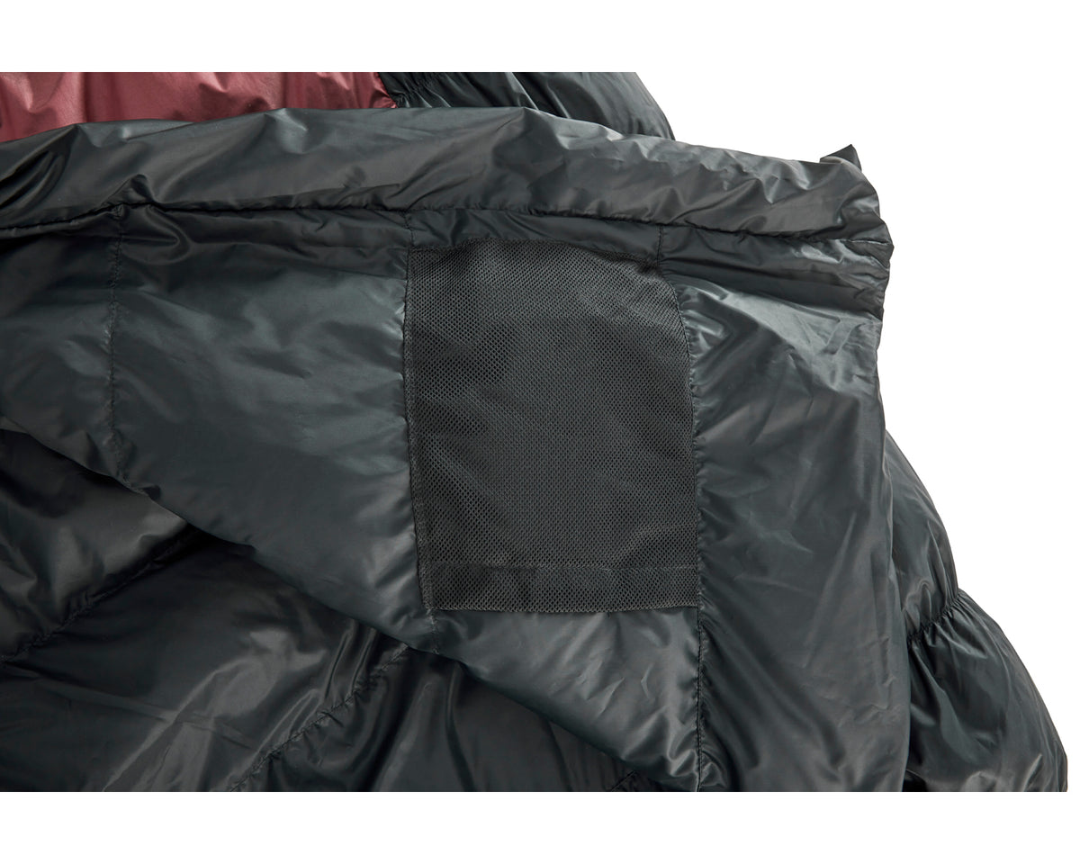 Voyage 300 Sleeping Bag - Left Zip | Ribbon Red