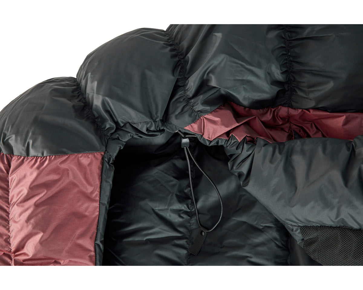 Voyage 500 Sleeping Bag - Right Zip | Ribbon Red